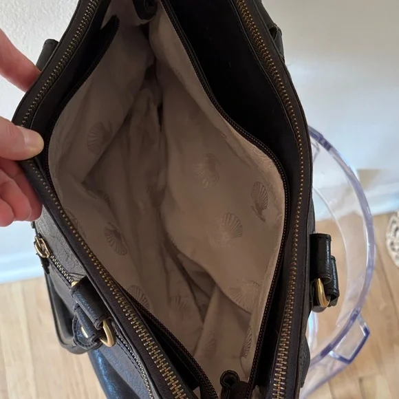 Modalu Pippa 2011 Black Leather Handbag with Gold Accents - Picture 7 of 13